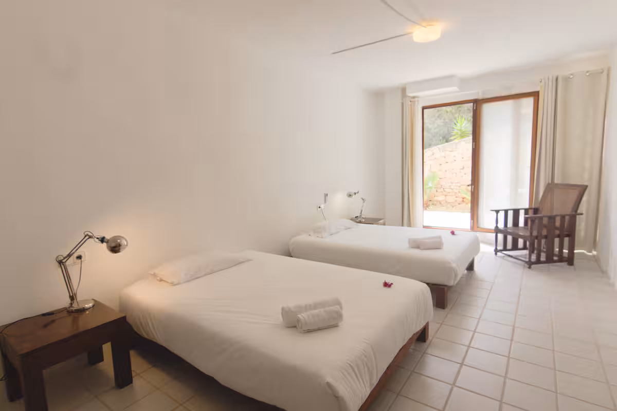 Dormitorio 6, Villa Arenas